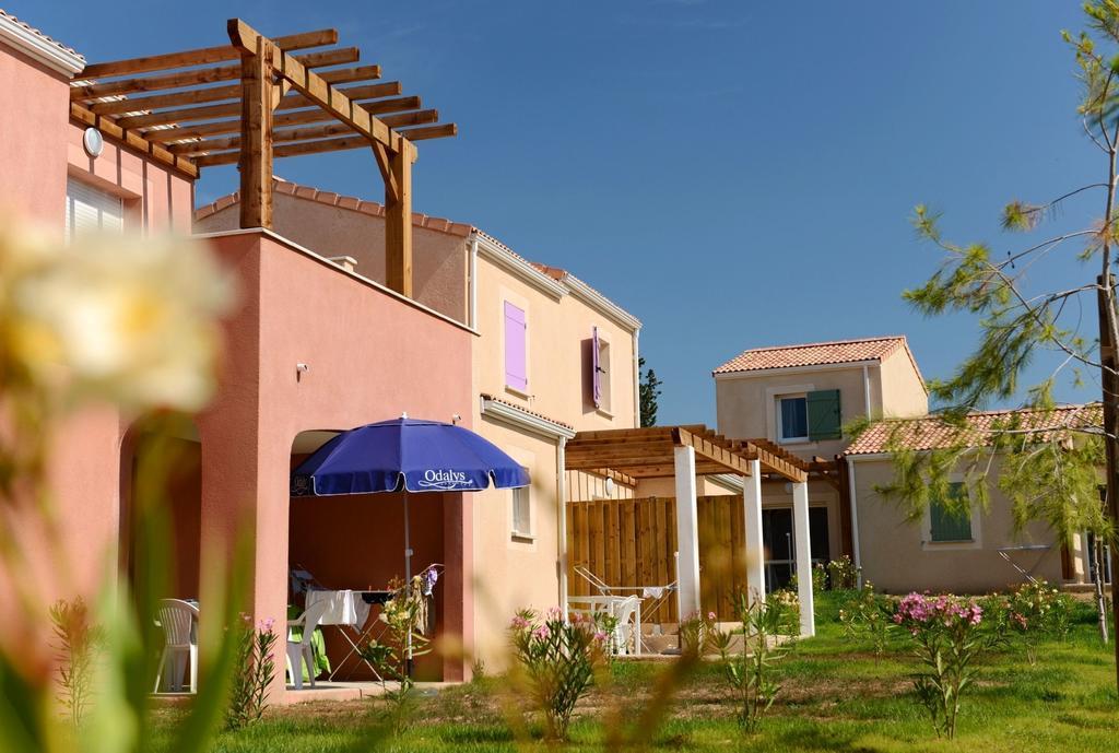 Residence Odalys Le Mas Des Alpilles パラドゥー エクステリア 写真