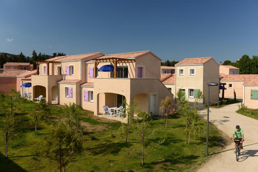 Residence Odalys Le Mas Des Alpilles パラドゥー エクステリア 写真