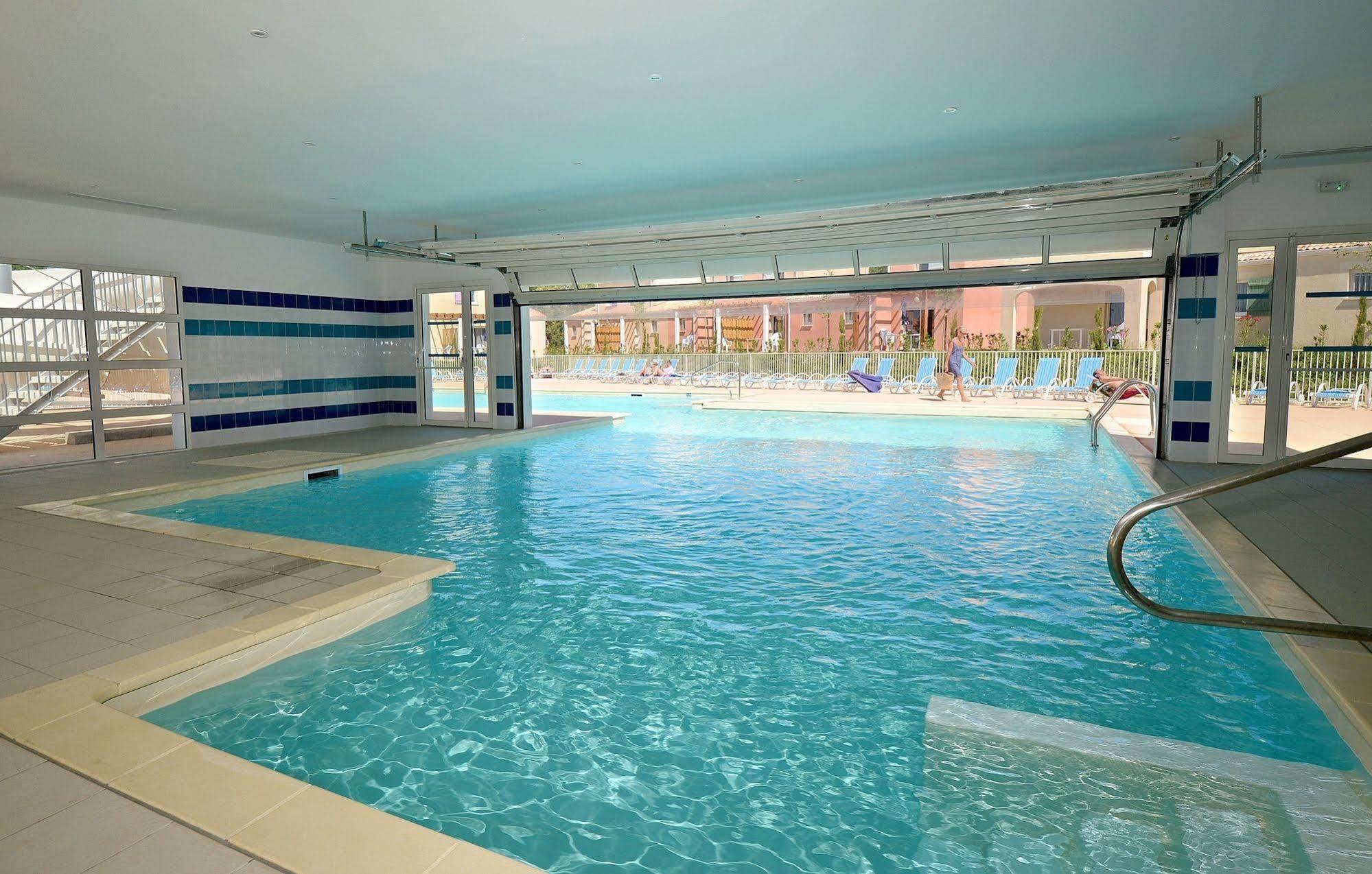 Residence Odalys Le Mas Des Alpilles パラドゥー エクステリア 写真